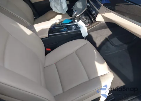 2012 BMW 528I xDrive из США, поврежденный, VIN WBAXH5C56CDW08594